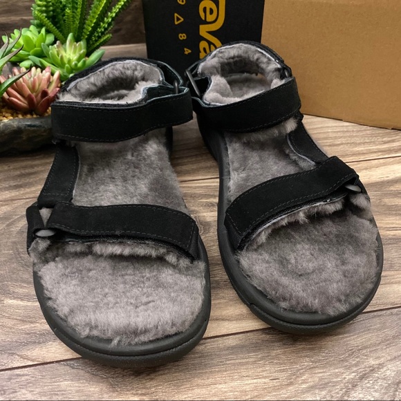 NIB Teva Hurricane Shearling Lined Sport Sandal - Picture 3 of 16